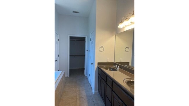 Building Photo - 229 Archipelago Trail