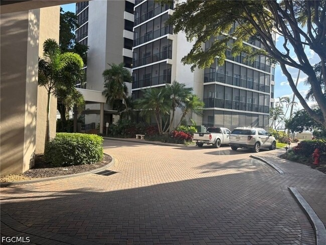 Building Photo - 1900 Virginia Ave