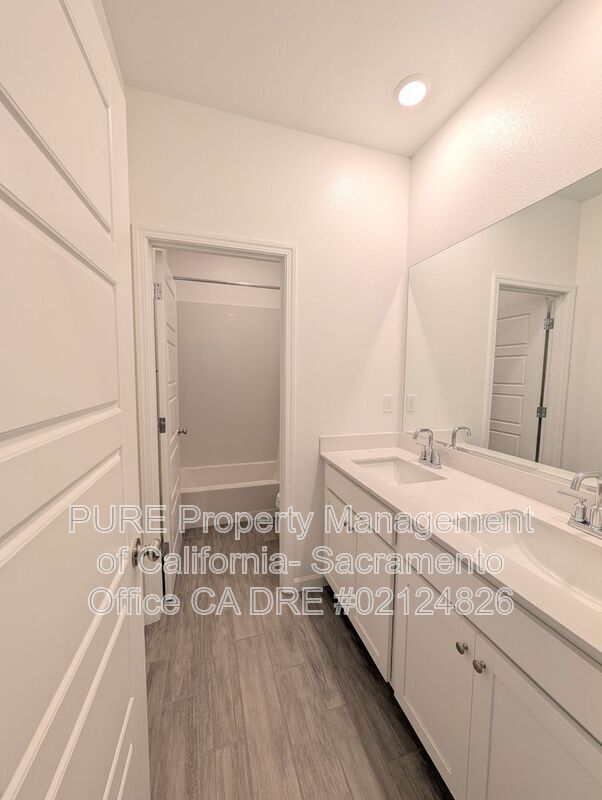 Building Photo - 8840 Boes Wy