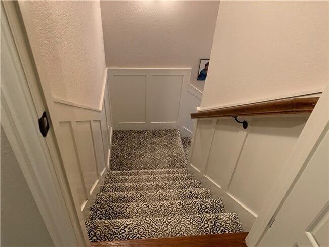 Building Photo - 3203 SW Joshua Ave