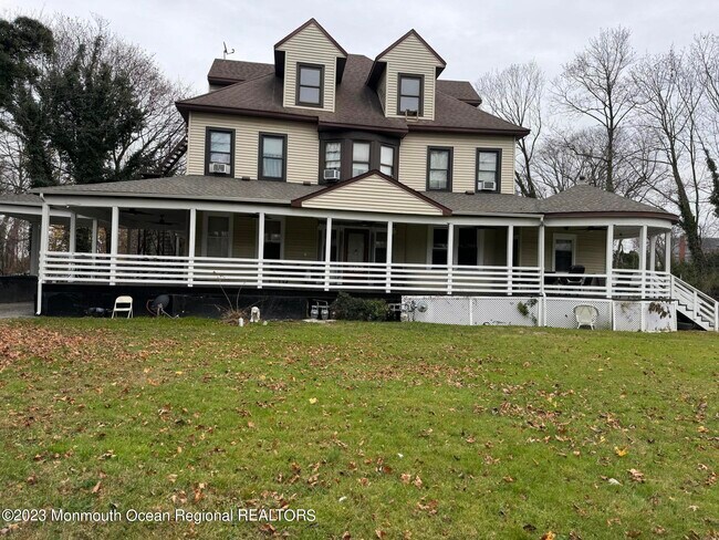 Primary Photo - 655 Westwood Ave