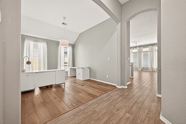 Building Photo - 18507 Sleeping Bear Wy