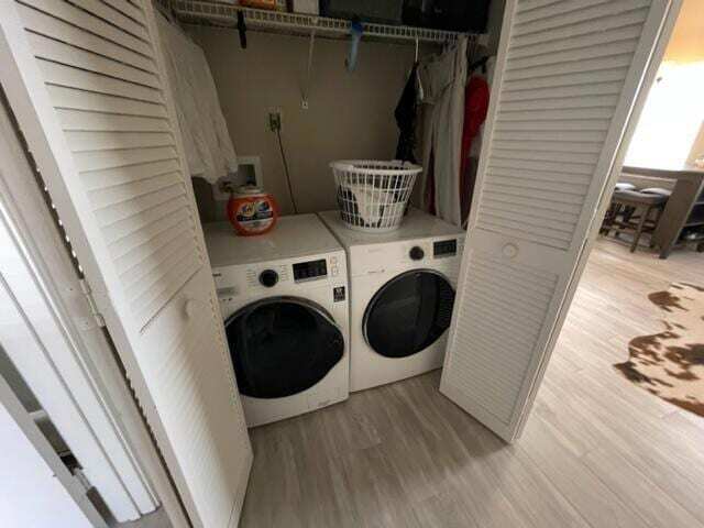 Building Photo - 5899 Parkwalk Dr