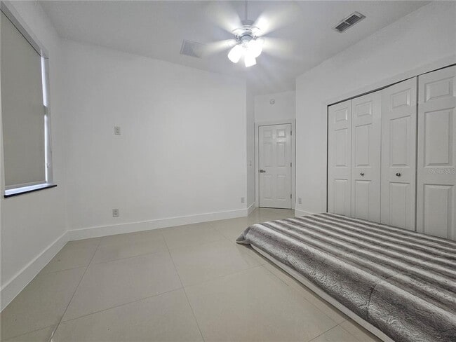 Building Photo - 12913 Islamorada Dr