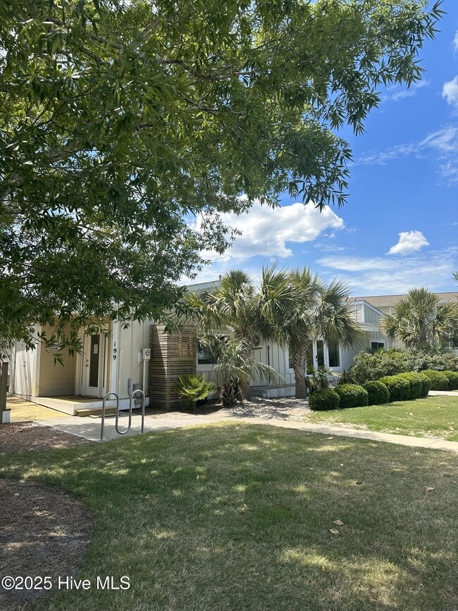 Building Photo - 107 Driftwood Ct