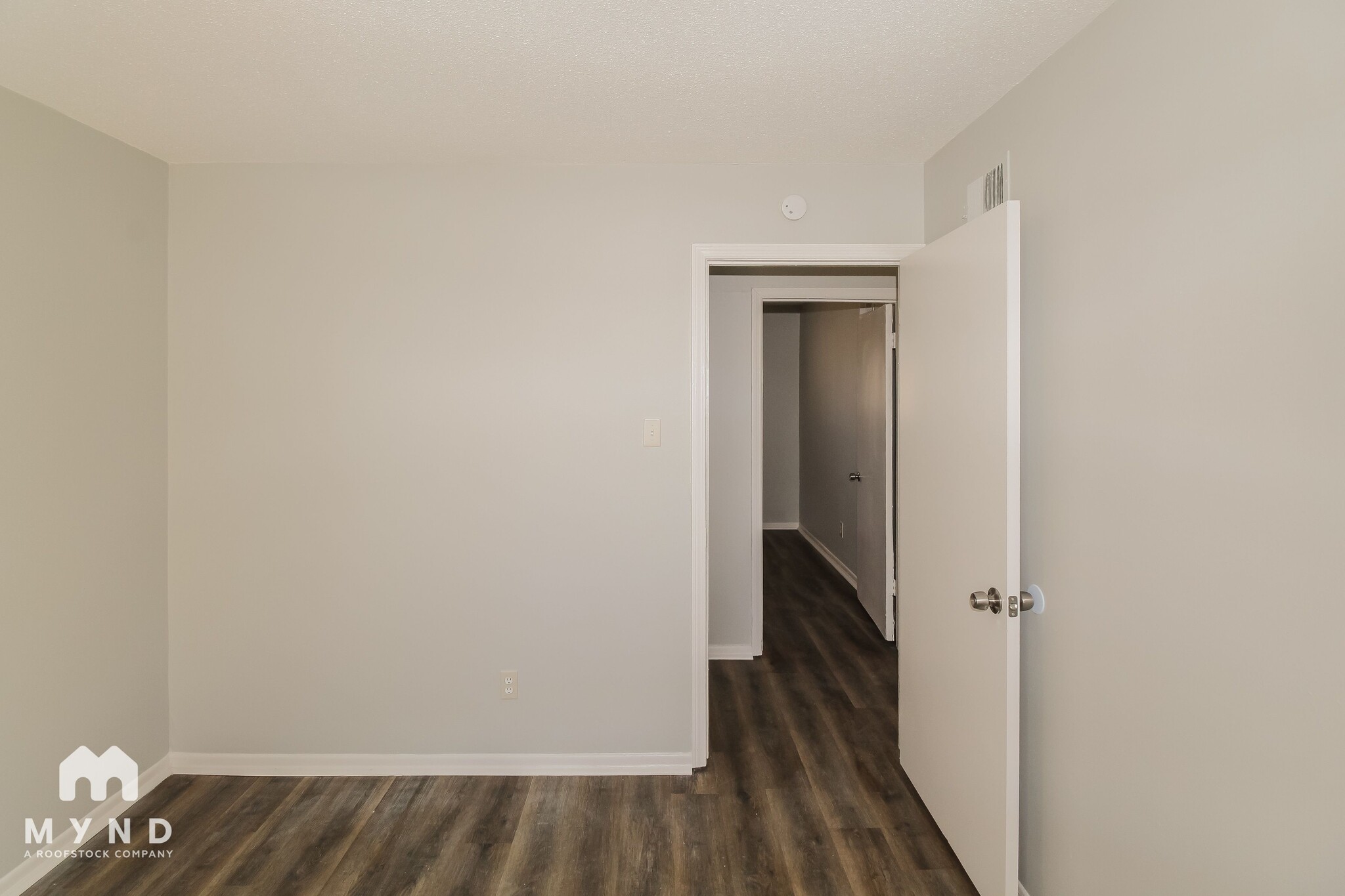 Building Photo - 6150 Devon Cir
