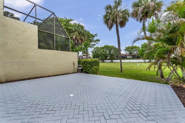Building Photo - 3926 Adra Ave