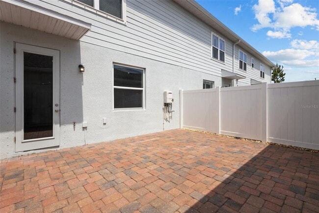 Building Photo - 2432 Hearth Dr