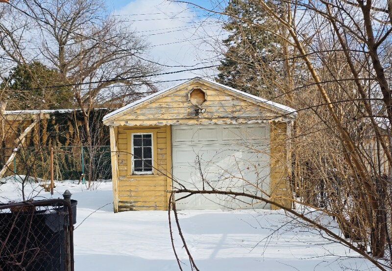 Building Photo - 19942 Norwood St