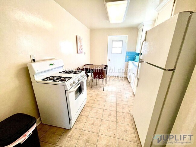 Building Photo - 4120 Gamma St