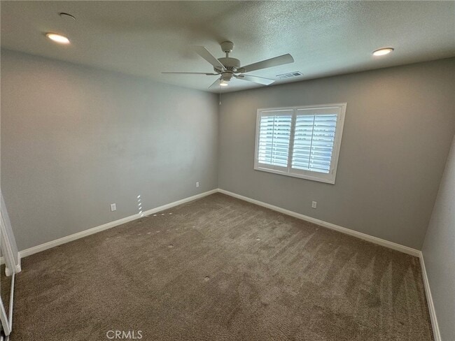 Building Photo - 501 Villa Way