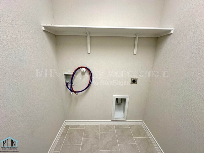 Building Photo - 13722 Trinity Cv