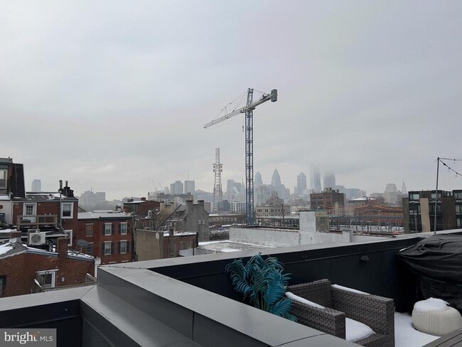 Building Photo - 423 Wallace St