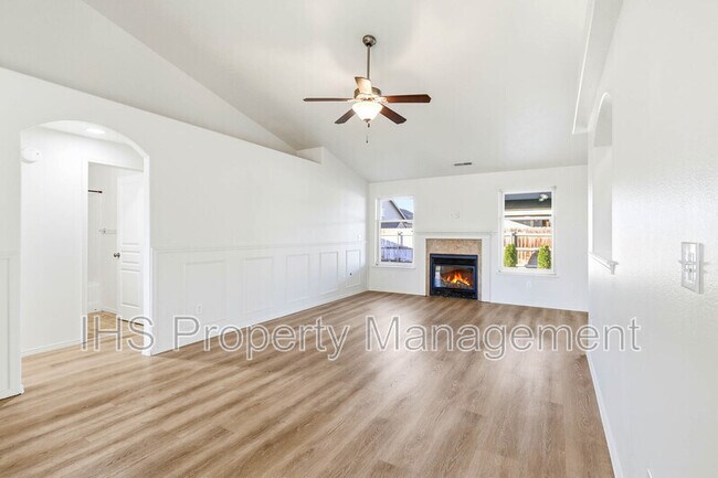 Building Photo - 6218 Ochoco Ln