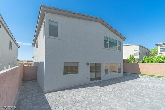 Building Photo - 6846 W Ford Ave