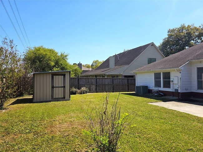 Building Photo - 19734 Glenfinch Ln