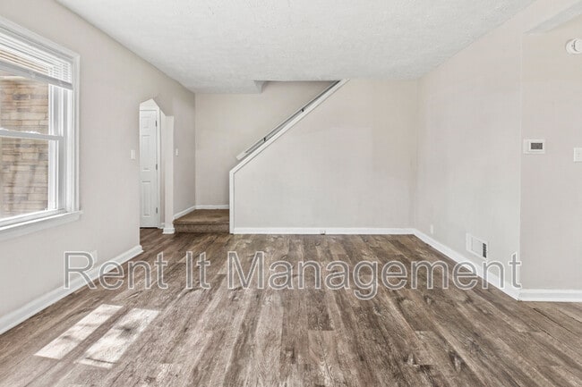 Building Photo - 3314 Franklin St