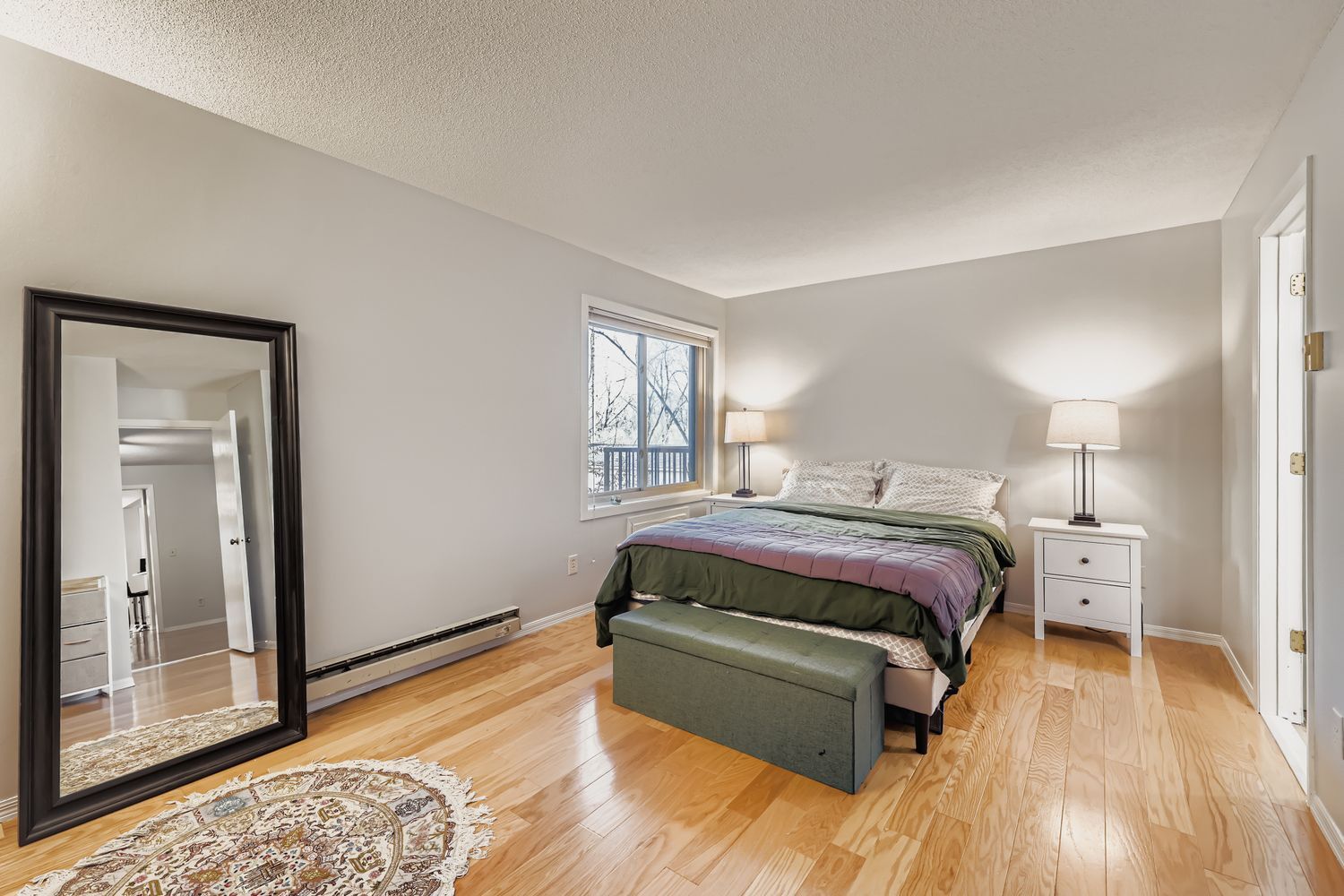 Building Photo - 2250 Ridge Dr