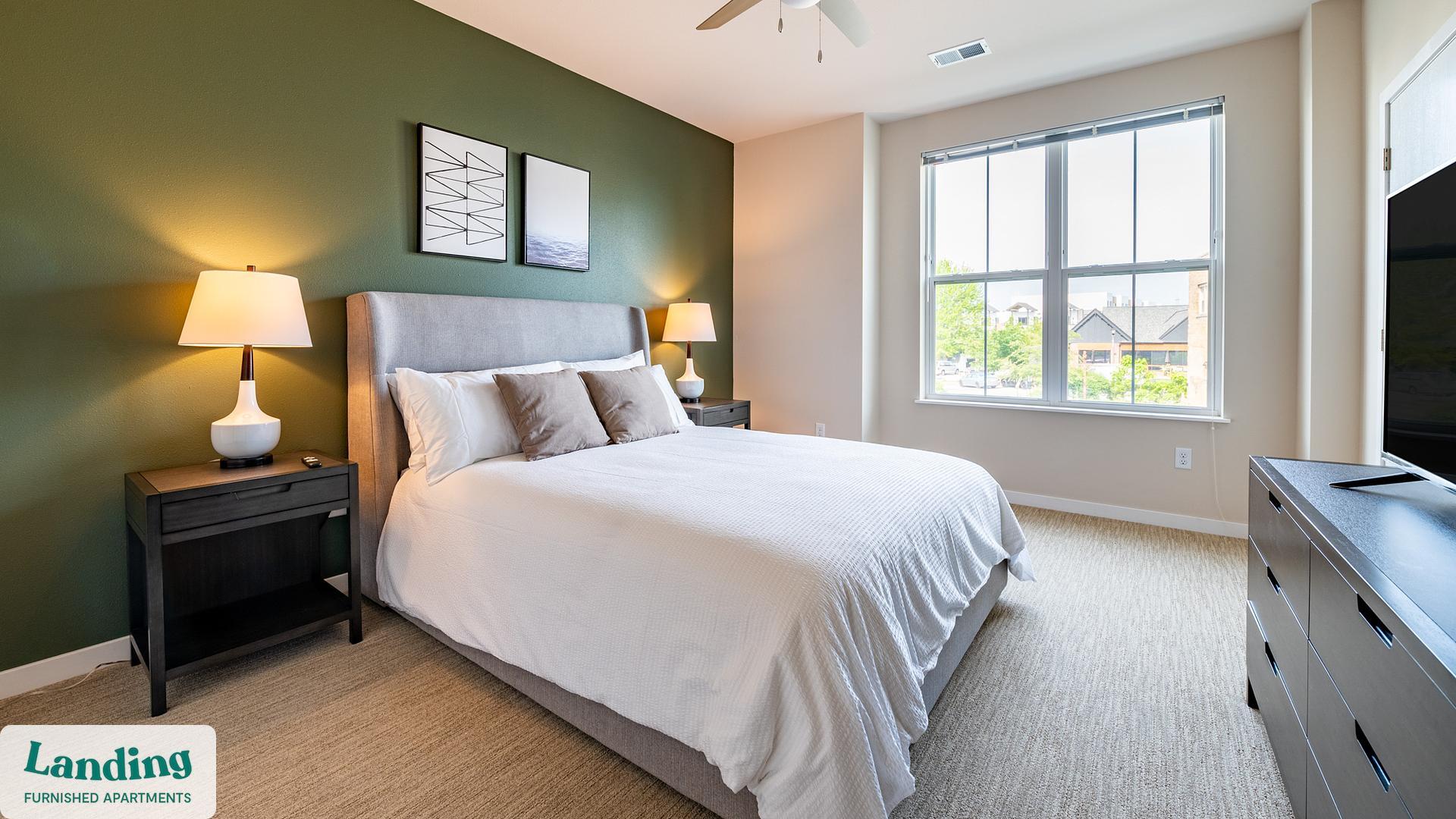 Building Photo - 455-467 SW Longview Blvd