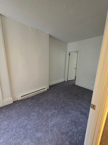 Building Photo - 708 Swede St