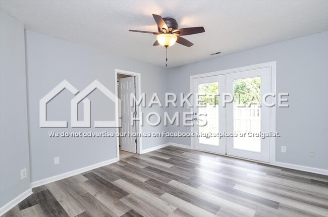Building Photo - 10650 Sedgegrass Dr