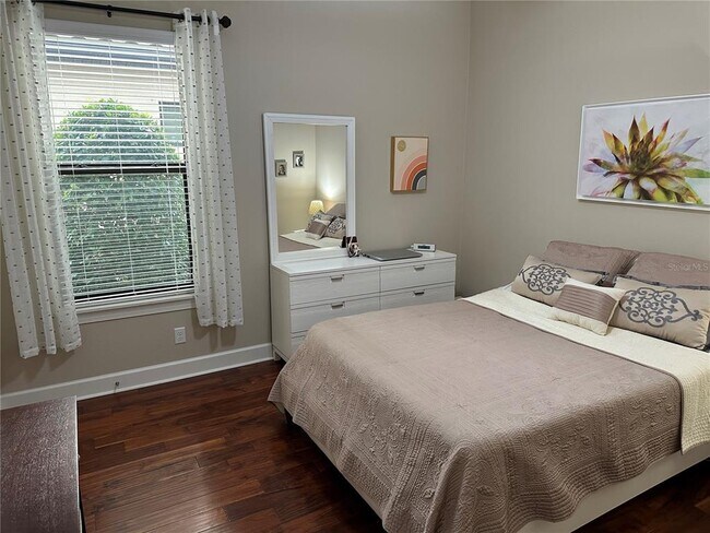 Building Photo - 8725 Amaretto Ave