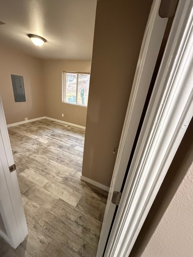 Building Photo - 294 Wildebeest Ln