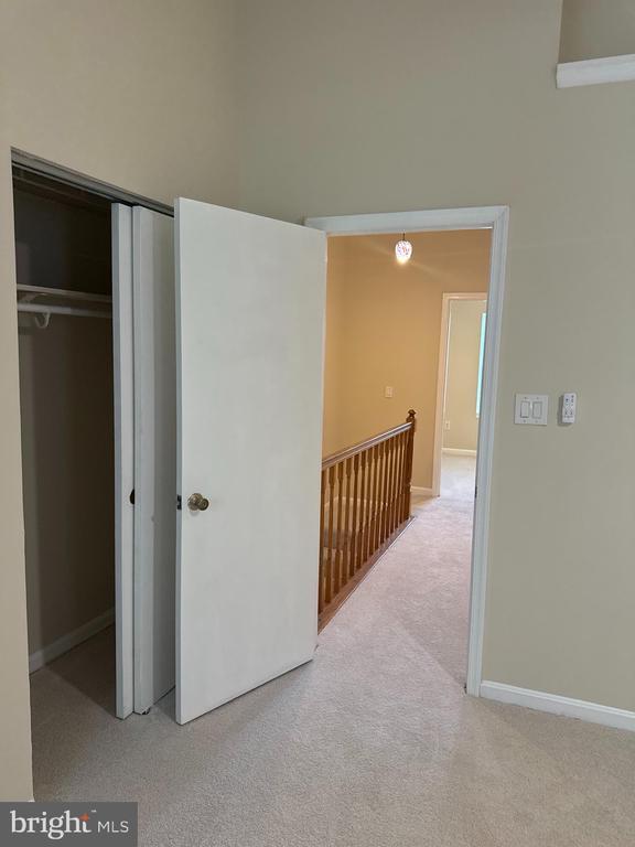 Building Photo - 18 Hunters Gate Ct
