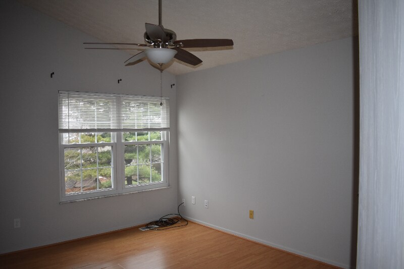 Building Photo - 3211 Southern Hills Dr