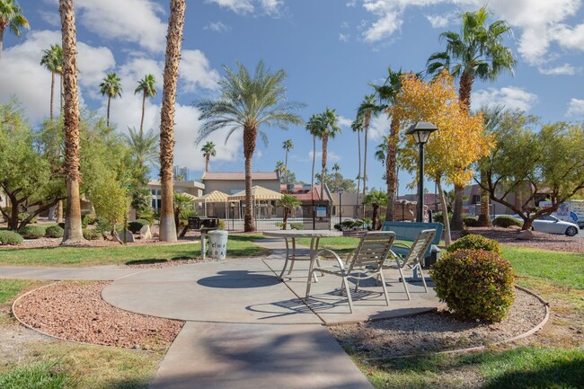 Building Photo - Strip view in guard gated SW communities w...