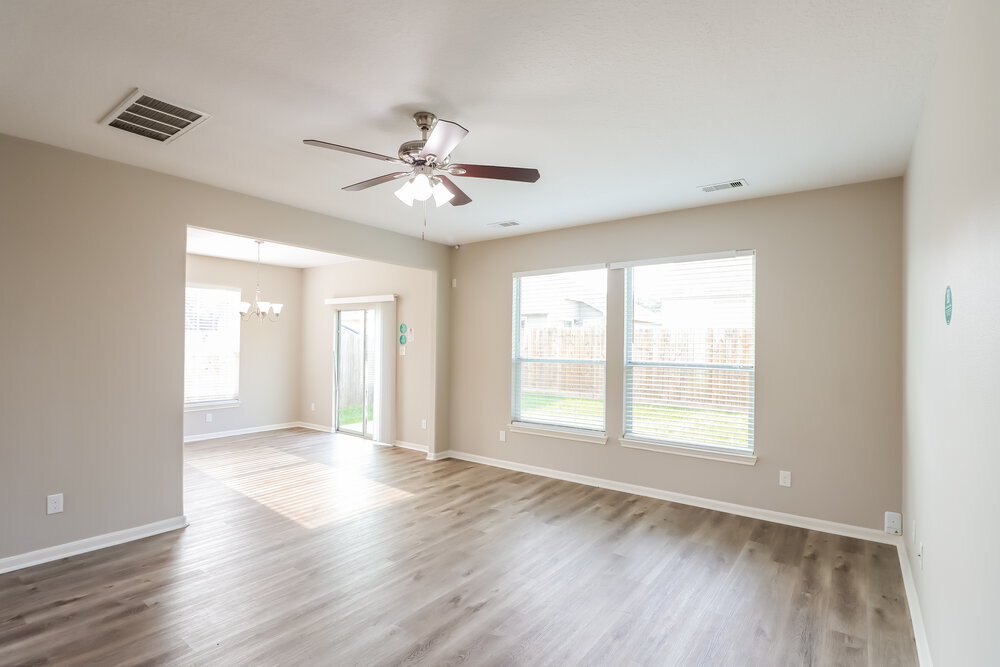 Building Photo - 974 Oak Falls Dr