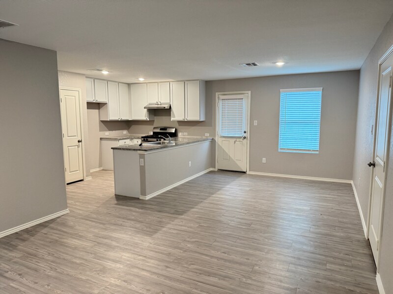 Building Photo - 13838 Ostrich Run