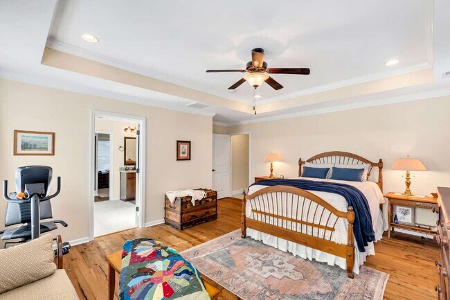 Building Photo - Gigantic Gorgeous Home in Pooler!