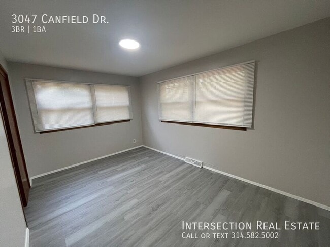 Building Photo - 3047 Canfield Dr