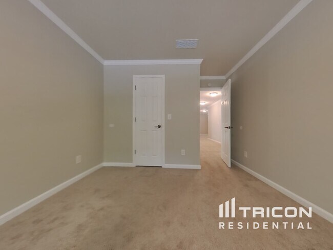 Building Photo - 409 Highland Falls Dr