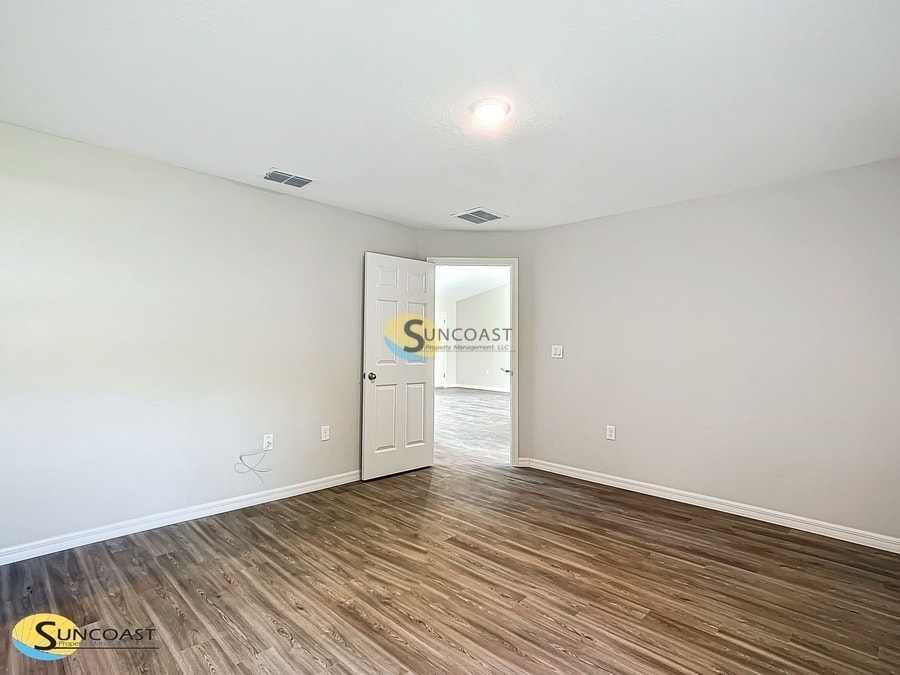 Building Photo - 20581 SW Marine Blvd