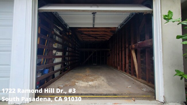 Building Photo - 1722 Raymond Hill Rd