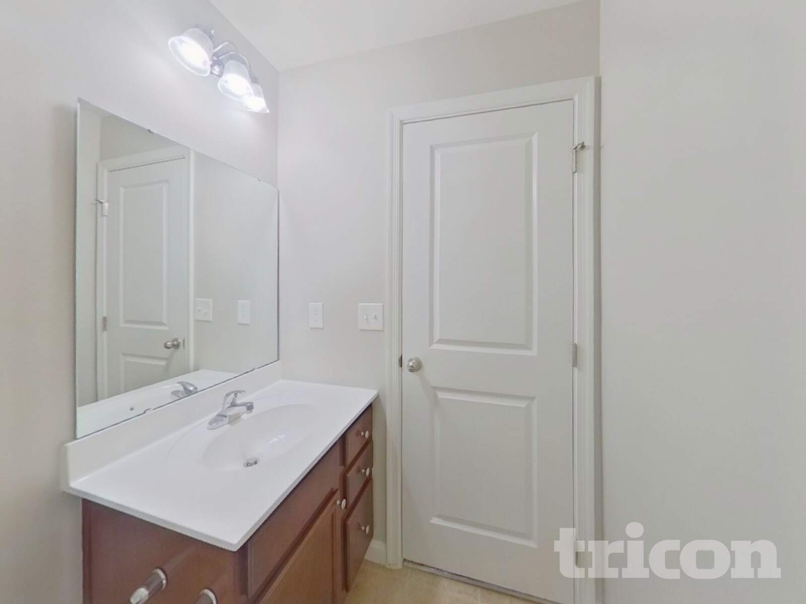 Building Photo - 415 Merus Dr