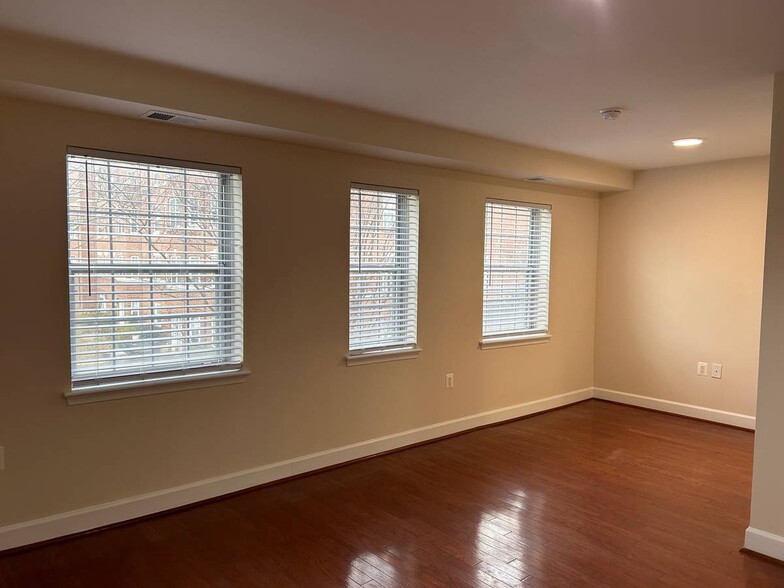 Building Photo - 3615 38th St NW