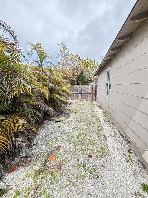 Building Photo - 4830 16th Ave N