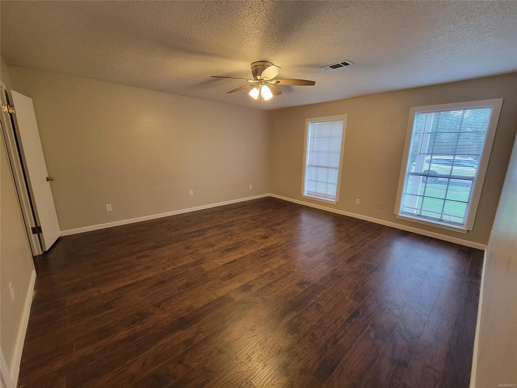 Building Photo - 3439 Malabar Rd