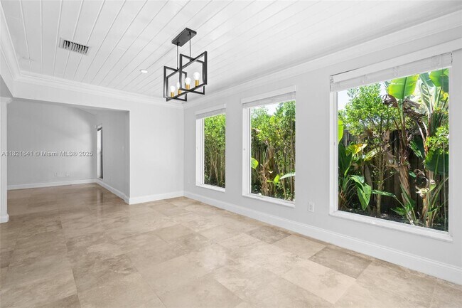Building Photo - 9148 SW 129th Ln