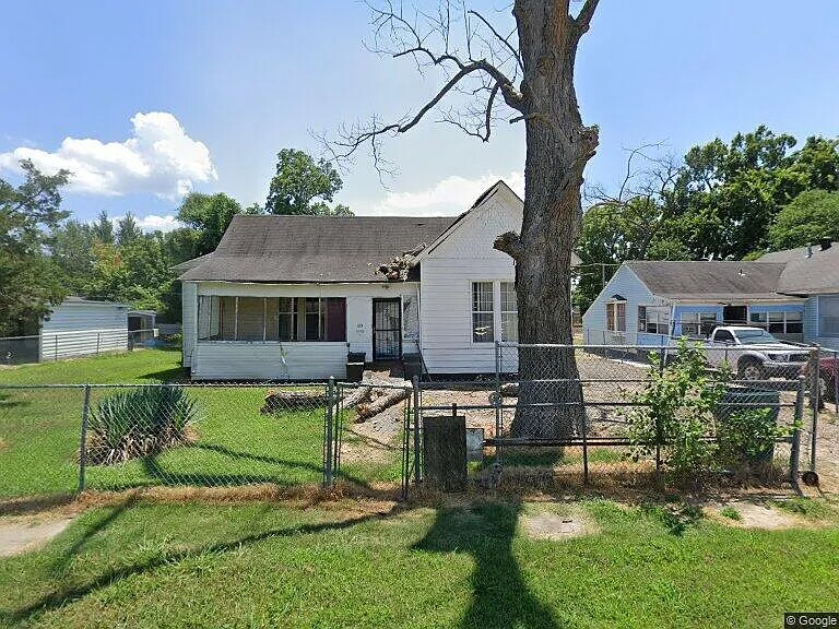 Building Photo - 428 Elizabeth Ave