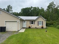 Building Photo - 683 OH-305