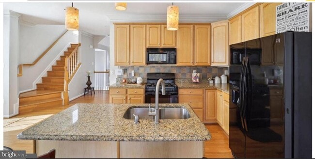 Building Photo - 1116 Ring Bill Loop