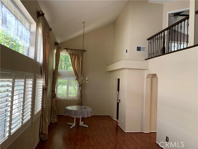 Building Photo - 2373 Parkview Ln