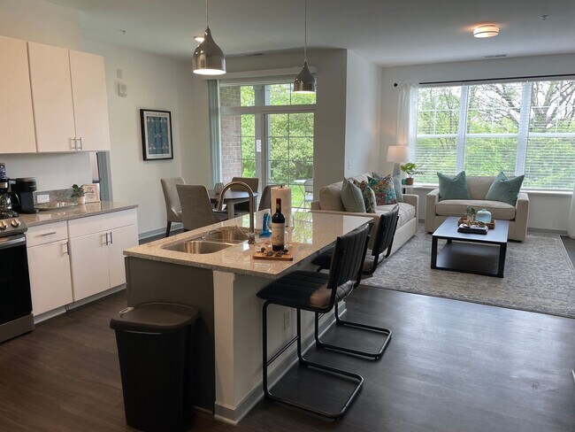 Building Photo - 5102 Aldersgate Dr