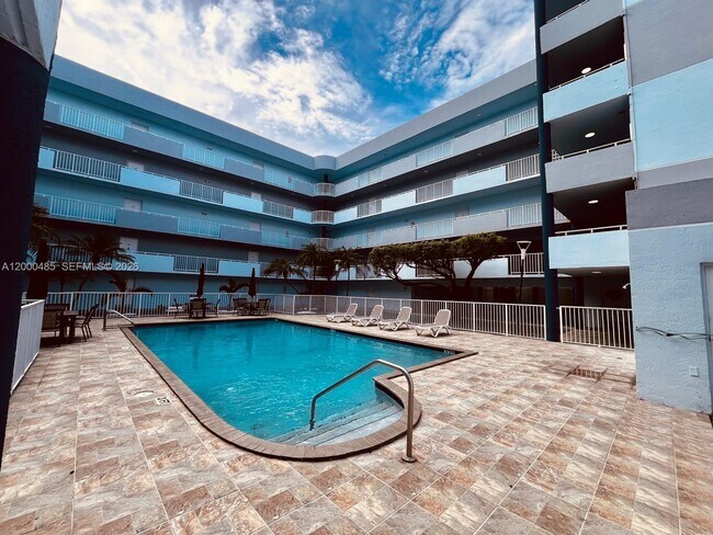 Building Photo - 8261 NW 8th St