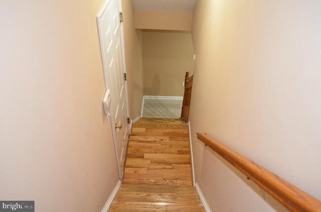 Building Photo - 43555 Hyland Hills St