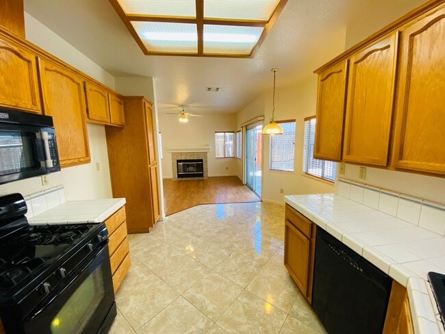 Building Photo - Laguna Home on Quiet Cul-De-Sac